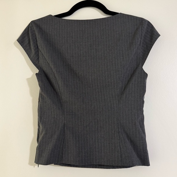 Reformation Hollyn Top Gray Pinstripe Square Neck - Picture 3 of 13